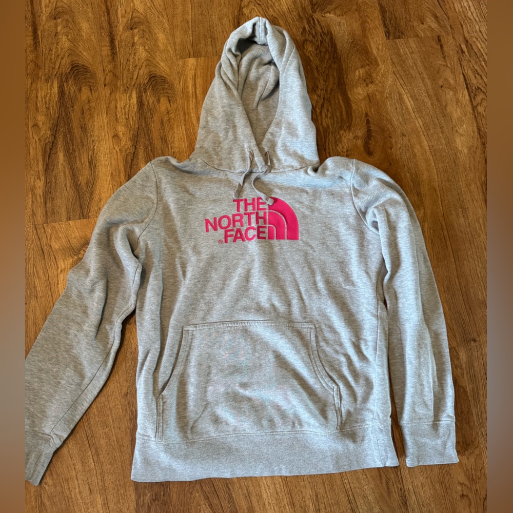 Women’s The North Face Heather Gray Hoodie with Vibrant Pink Logo